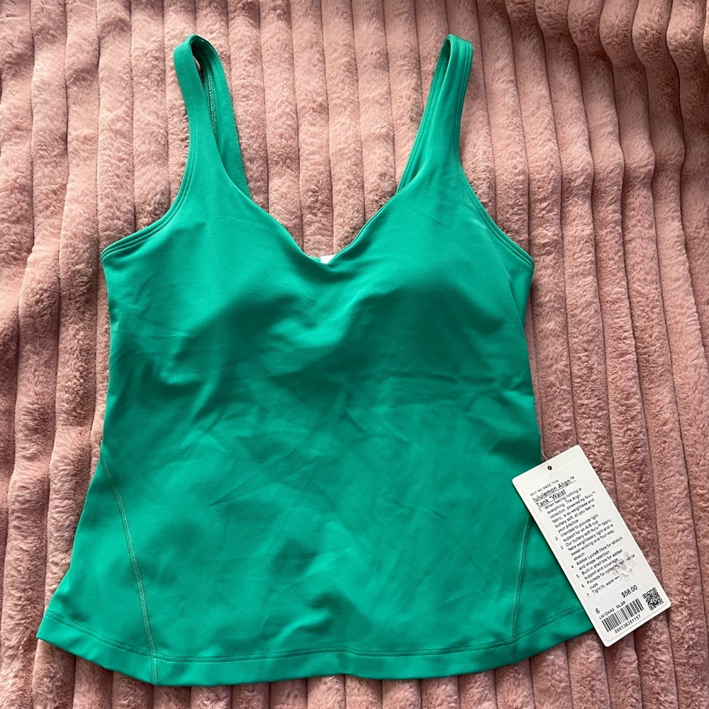 Lululemon waist length tank